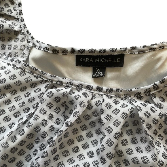 Sara Michelle floral mini Mandela top - Picture 3 of 5